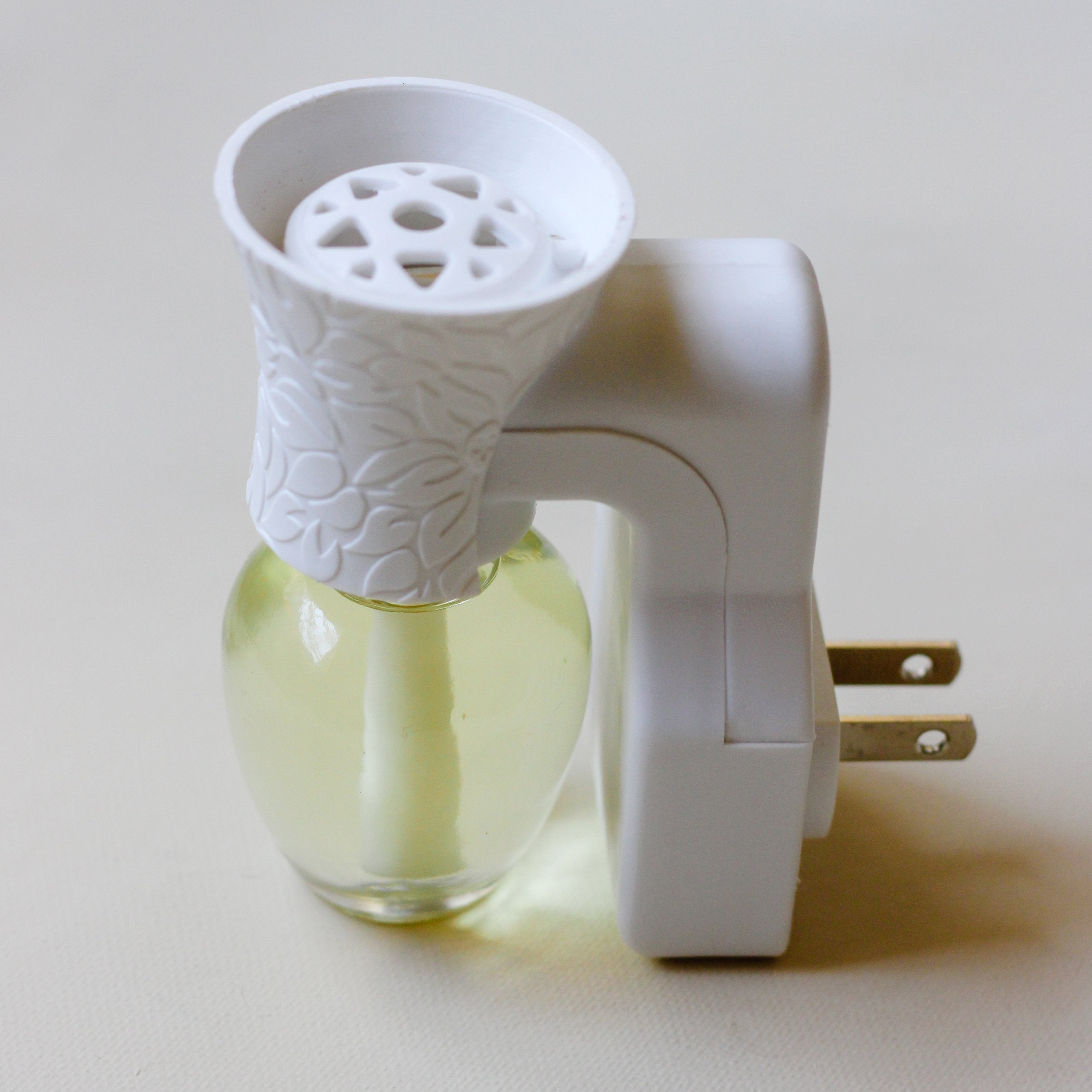 Merry Mint Wall Diffuser Refill | Well-Taylored Co.